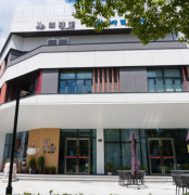 叮咚，Y·CAFE请您领取十月惊喜~