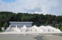 一面墙，一道景：九龙照壁浮雕景墙的诗画之美